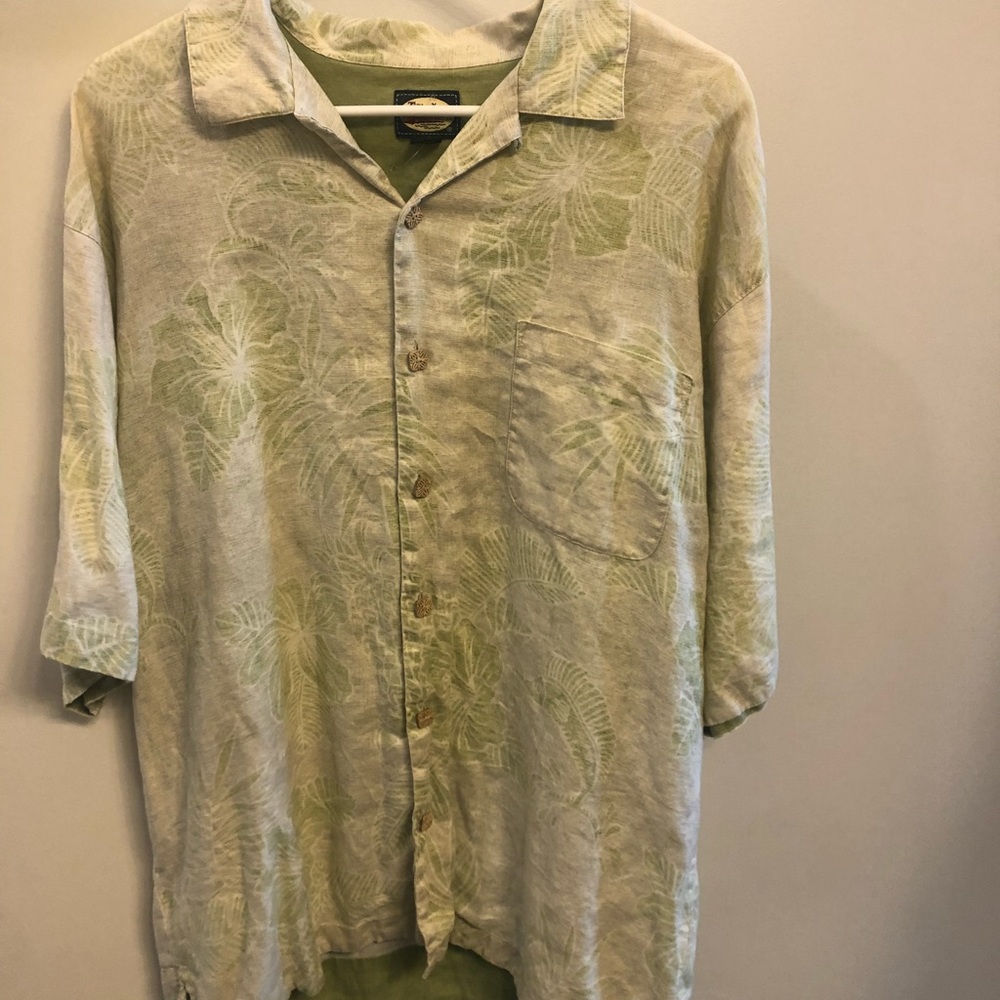 Tommy Bahama button down Sz L